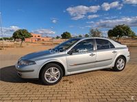 Usado Renault Laguna II 194 CV (142 kW) 2001 Gris / plata Berlina