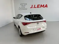 Usado Seat Leon Style 115 CV (84 kW) 2021 Blanco Berlina