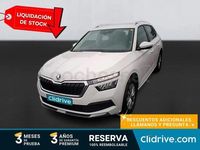 Usado Skoda Kamiq Ambition 110 CV (80 kW) 2022 Blanco SUV