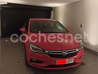 Usado Opel Astra Selective 110 HP (80 kW) 2016 Vermelho Sedan