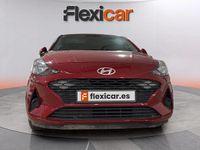 Usado Hyundai i10 67 CV (49 kW) 2023 Rojo Utilitario
