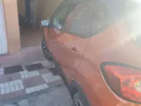 Usado Renault Captur Zen 90 CV (66 kW) 2014 Naranja SUV