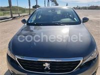 Usado Peugeot 308 Allure 110 CV (80 kW) 2020 Gris / plata Berlina