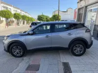 Usado Peugeot 2008 Active 110 CV (80 kW) 2021 Gris SUV