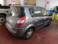 Usado Renault Scénic Dynamique 115 CV (84 kW) 2003 Gris / plata Monovolumen