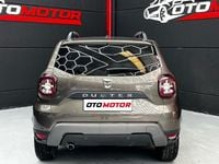 Usado Dacia Duster Prestige 115 CV (84 kW) 2019 Marrón SUV