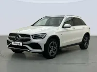 Usado Mercedes GLC300e 320 CV (235 kW) 2021 Blanco SUV