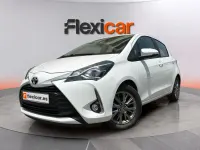 Usado Toyota Yaris Active 69 CV (50 kW) 2019 Blanco Berlina