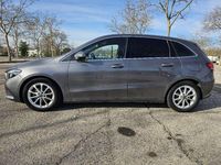 Usado Mercedes B180 109 CV (80 kW) 2020 Gris Monovolumen
