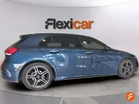 Usado Mercedes A180 109 CV (80 kW) 2021 Azul Utilitario