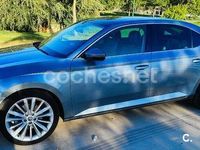 Usado Skoda Superb Style 190 CV (139 kW) 2016 Gris / plata Berlina