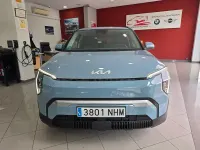 Begagnad Kia EV3 Air 150 kW (204 HK) 2025 Blå SUV