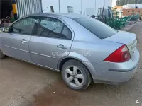 Usado Ford Mondeo Trend 115 CV (84 kW) 2005 Azul Berlina