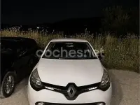 Usado Renault Clio III Collection 75 CV (55 kW) 2014 Blanco Berlina