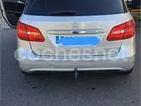 Usado Mercedes B180 109 CV (80 kW) 2013 Gris / plata Utilitario