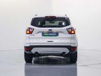 Usado Ford Kuga Trend 120 CV (88 kW) 2019 Blanco SUV
