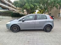 Usado Fiat Grande Punto 95 CV (69 kW) 2007 Gris / plata Utilitario