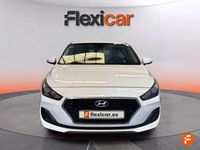 Usado Hyundai i30 120 CV (88 kW) 2018 Blanco Berlina