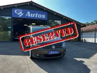 Usado VW Touran Advance 105 CV (77 kW) 2012 Marrón Monovolumen