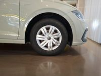Usado VW Polo 95 CV (69 kW) 2023 Ascot grey Berlina