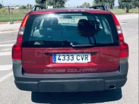 Usado Volvo XC70 163 CV (119 kW) 2004 Granate Familiar