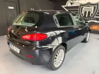 Usado Alfa Romeo 147 120 CV (88 kW) 2008 Negro Utilitario