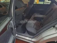 Usado Mercedes E230 Elegance 150 CV (110 kW) 1995 Gris / plata Berlina