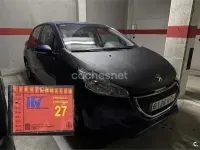 Usado Peugeot 208 Active 82 CV (60 kW) 2013 Azul Utilitario