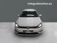 Usado VW Golf VII Advance 115 CV (84 kW) 2019 Blanco Familiar
