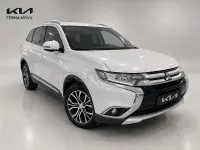 Usado Mitsubishi Outlander Motion 150 CV (110 kW) 2017 Blanco SUV
