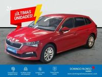 Usado Skoda Scala Ambition 110 CV (80 kW) 2023 Rojo Utilitario