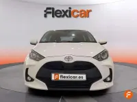 Occasion Toyota Yaris Business Edition 69 PK (50 kW) 2022 Wit Hatchback