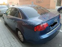 Usado Audi A4 140 CV (102 kW) 2006 Azul Berlina