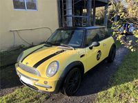 Usado Mini ONE 90 CV (66 kW) 2003 Amarillo Utilitario