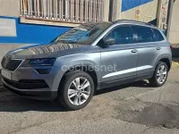 Usado Skoda Karoq Ambition 115 CV (84 kW) 2019 Gris / plata SUV