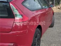 Usado Citroën C4 VTR Sport 110 CV (80 kW) 2004 Granate Berlina
