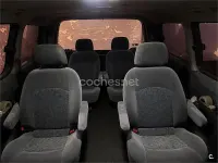 Usado Hyundai H-1 100 CV (73 kW) 2001 Gris / plata Monovolumen