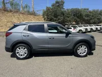 Usado SsangYong Korando 149 CV (109 kW) 2023 Gris SUV