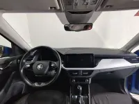 Usado Skoda Kamiq Ambition 110 CV (80 kW) 2021 Azul SUV