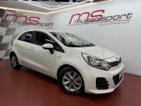 Usado Kia Rio 84 CV (61 kW) 2016 Blanco Utilitario