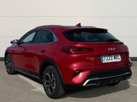 Usado Kia XCeed 136 HP (100 kW) 2024 Vermelho SUV