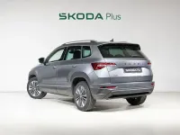Usado Skoda Karoq Selection 150 CV (110 kW) 2025 Gris SUV