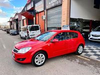 Usado Opel Astra Edition 110 CV (80 kW) 2009 Rojo Berlina