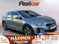 Usado Kia XCeed 120 CV (88 kW) 2023 Gris SUV
