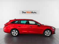 Usado Seat Leon FR 150 CV (110 kW) 2022 Rojo Familiar