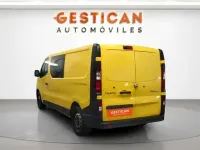 Usado Renault Trafic 95 CV (69 kW) 2020 Amarillo Monovolumen