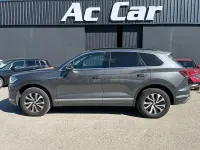 Usado VW Touareg 231 CV (169 kW) 2019 Gris / plata SUV