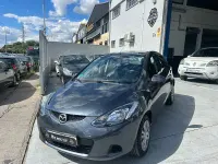 Usado Mazda 2 Style 86 CV (63 kW) 2010 Gris / plata Utilitario