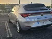Usado Seat Leon Style 110 CV (80 kW) 2021 Gris / plata Berlina