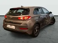 Begagnad Hyundai i30 121 HK (88 kW) 2022 Brun Sedan